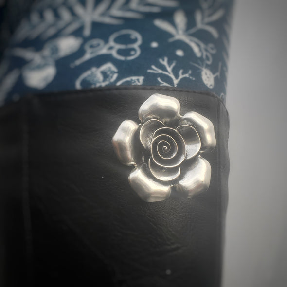 Silver Flower Magnetic Brooch - QB's Magnetic Creations